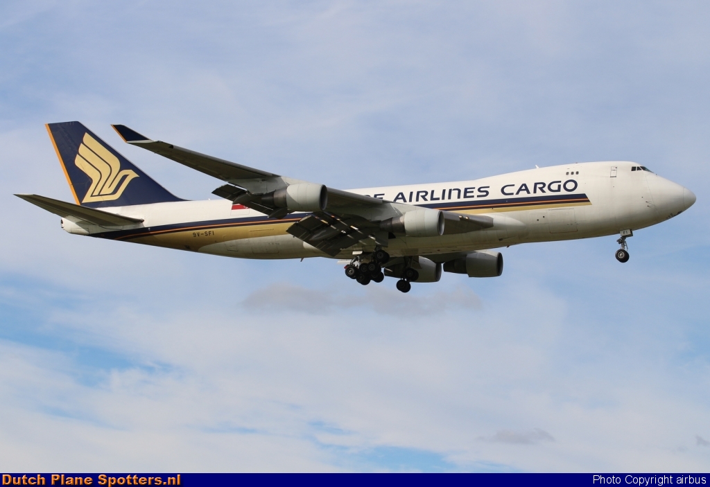 9V-SFI Boeing 747-400 Singapore Airlines Cargo by airbus