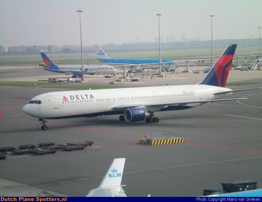 N189DN Boeing 767-300 Delta Airlines by MariovG