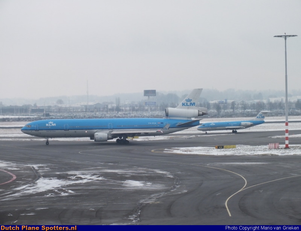 PH-KCA McDonnell Douglas MD-11 KLM Royal Dutch Airlines by MariovG