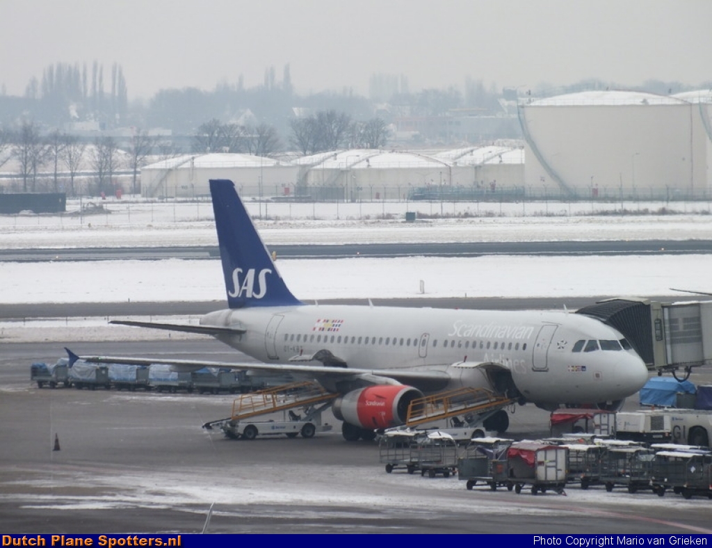 OY-KBT Airbus A319 SAS Scandinavian Airlines by MariovG
