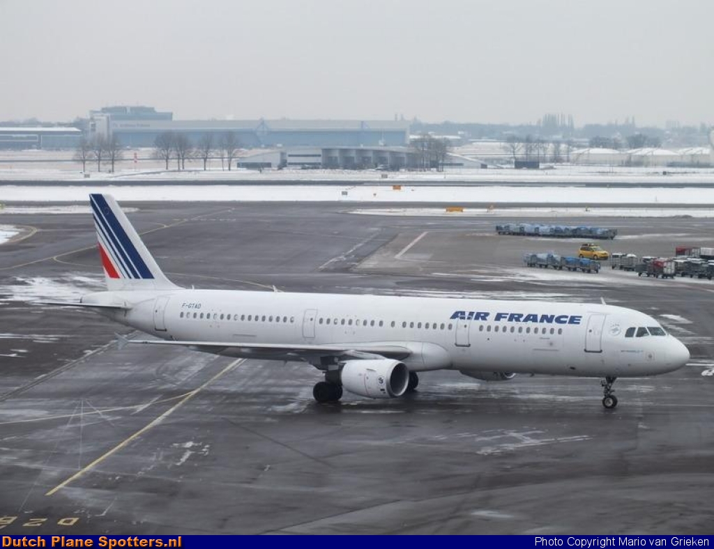 F-GTAD Airbus A321 Air France by MariovG