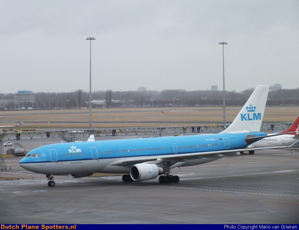 PH-AOK Airbus A330-200 KLM Royal Dutch Airlines by MariovG