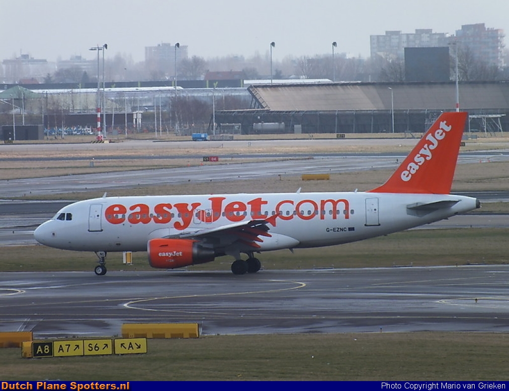 G-EZNC Airbus A319 easyJet by MariovG