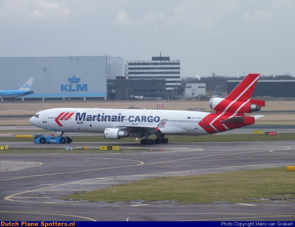 PH-MCR McDonnell Douglas MD-11 Martinair Cargo by MariovG