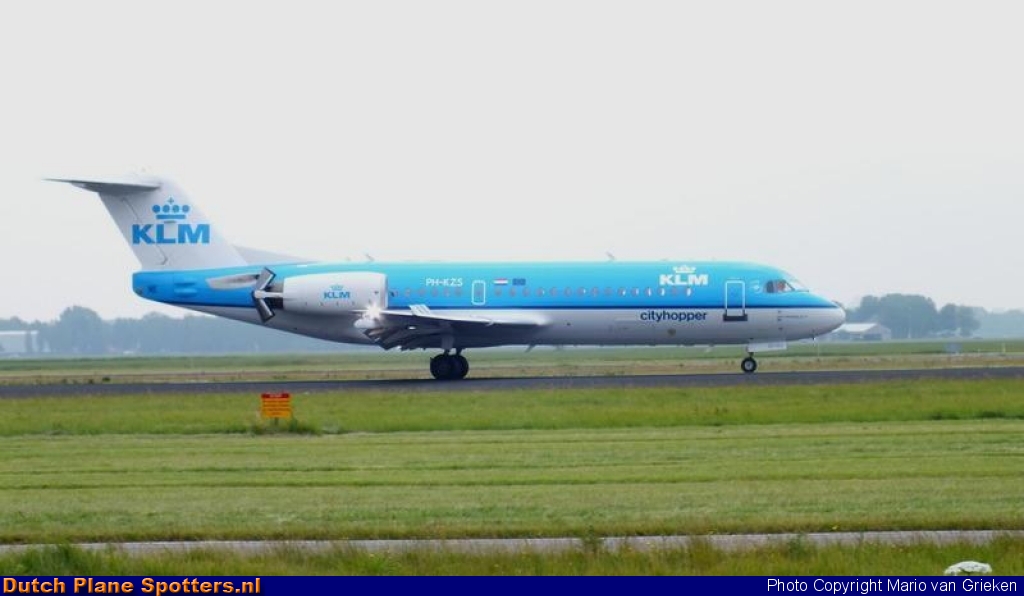 PH-KZS Fokker 70 KLM Cityhopper by MariovG