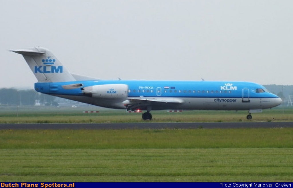 PH-WXA Fokker 70 KLM Cityhopper by MariovG