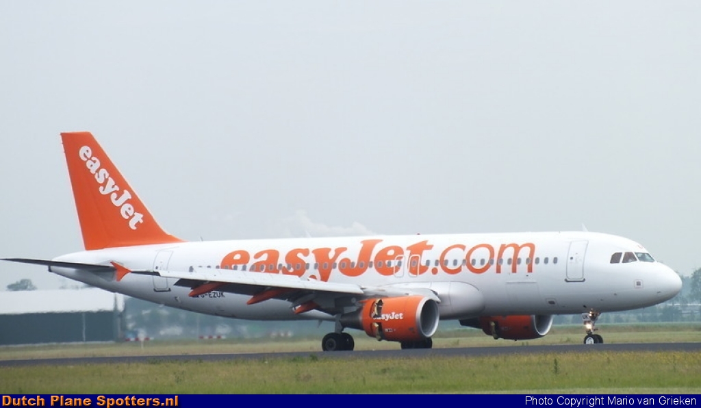 G-EZUK Airbus A320 easyJet by MariovG