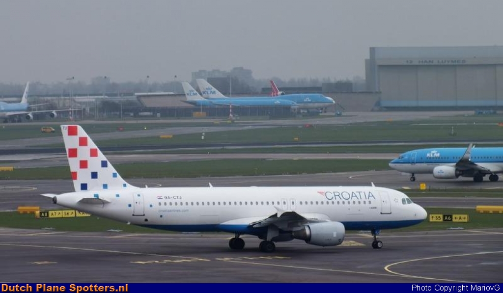 9A-CTJ Airbus A320 Croatia Airlines by MariovG