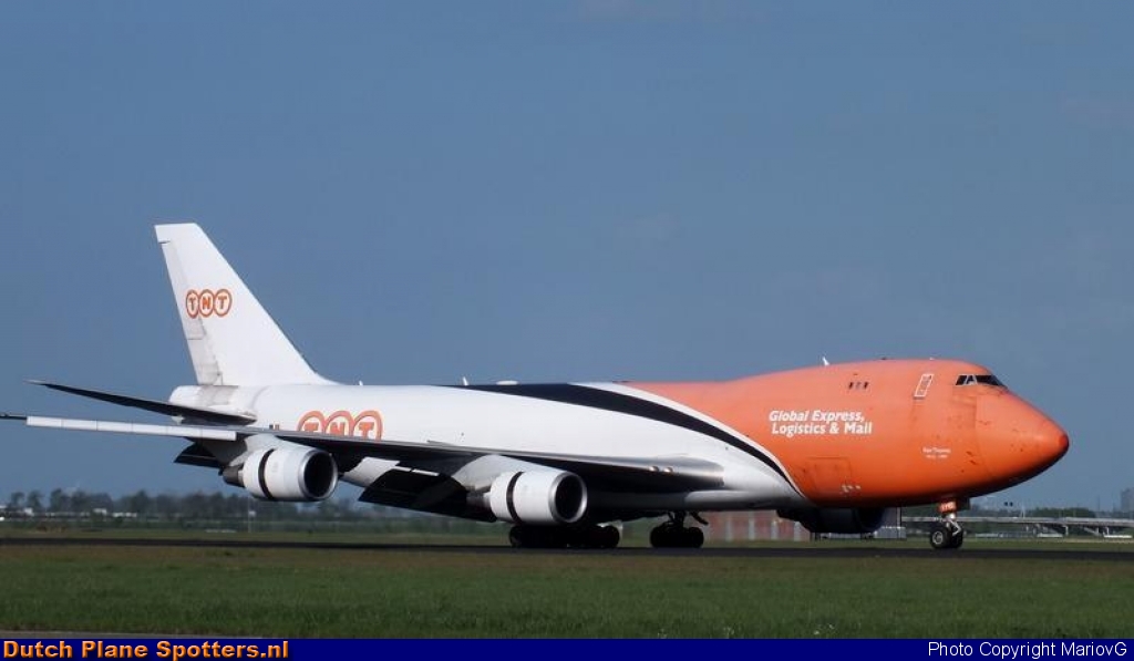 OO-THB Boeing 747-400 TNT Airways by MariovG