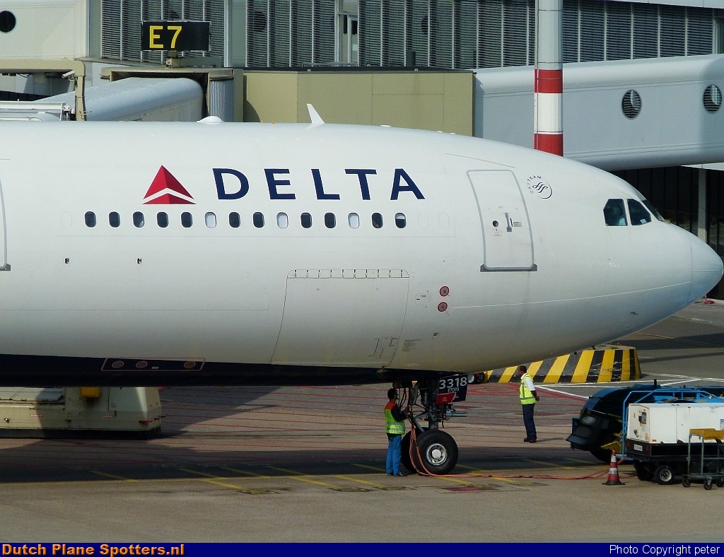 N818NW Airbus A330-300 Delta Airlines by peter