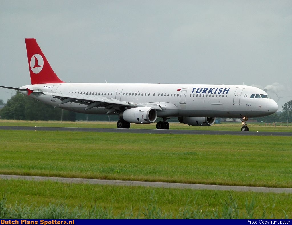 TC-JMI Airbus A321 Turkish Airlines by peter