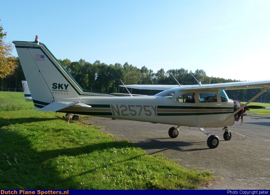 N2575Y Cessna 172 Skyhawk Private by peter