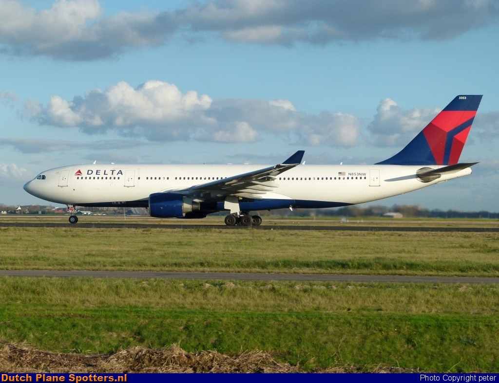 N853NW Airbus A330-200 Delta Airlines by peter