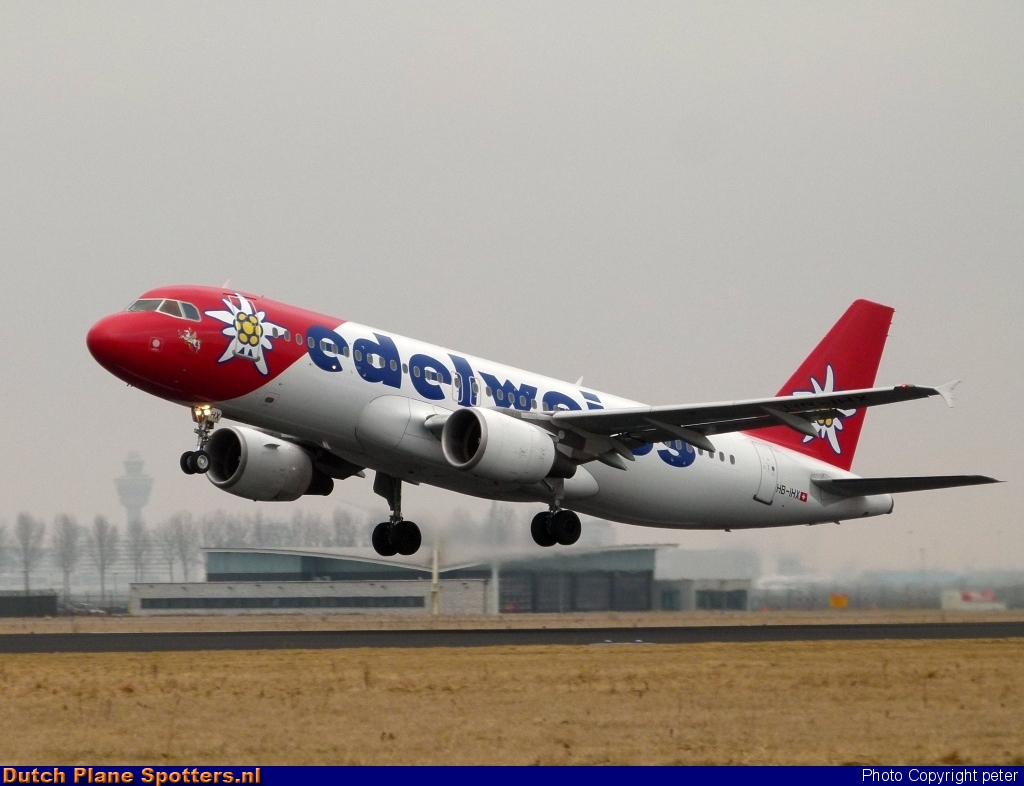 HB-IHX Airbus A320 Edelweiss Air by peter