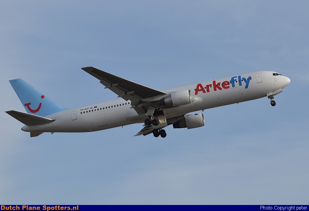 PH-AHX Boeing 767-300 ArkeFly by peter