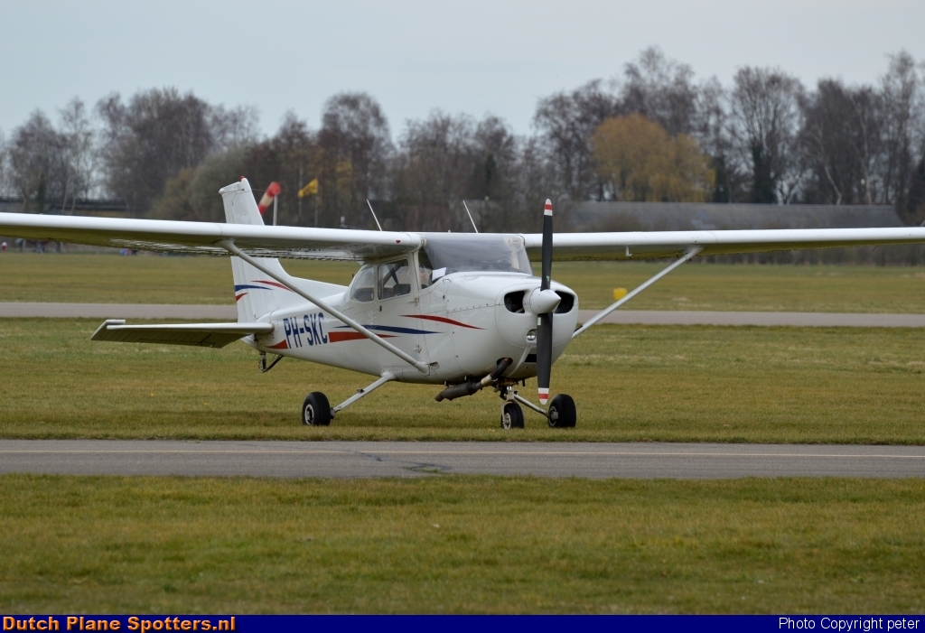PH-SKC Cessna 172 Skyhawk Private by peter