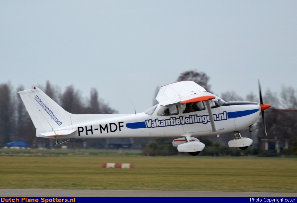 PH-MDF Cessna 172 Skyhawk Private by peter