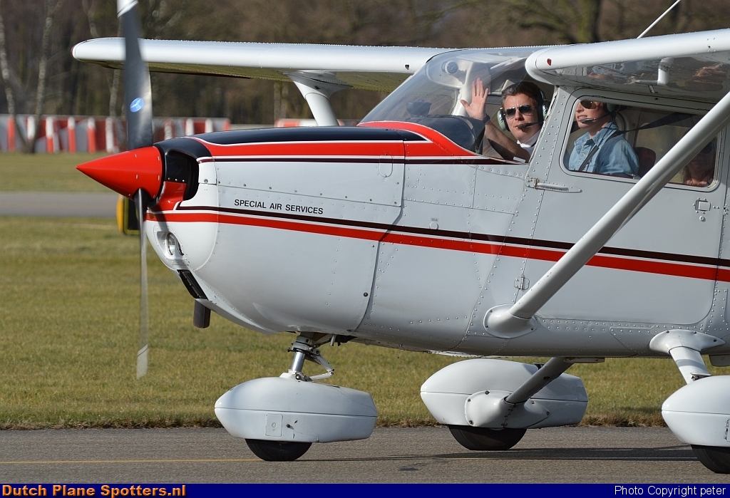 PH-IRO Cessna 172 Skyhawk Special Air Services by peter