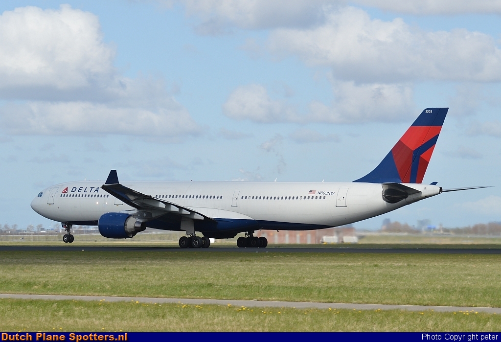 N803NW Airbus A330-300 Delta Airlines by peter