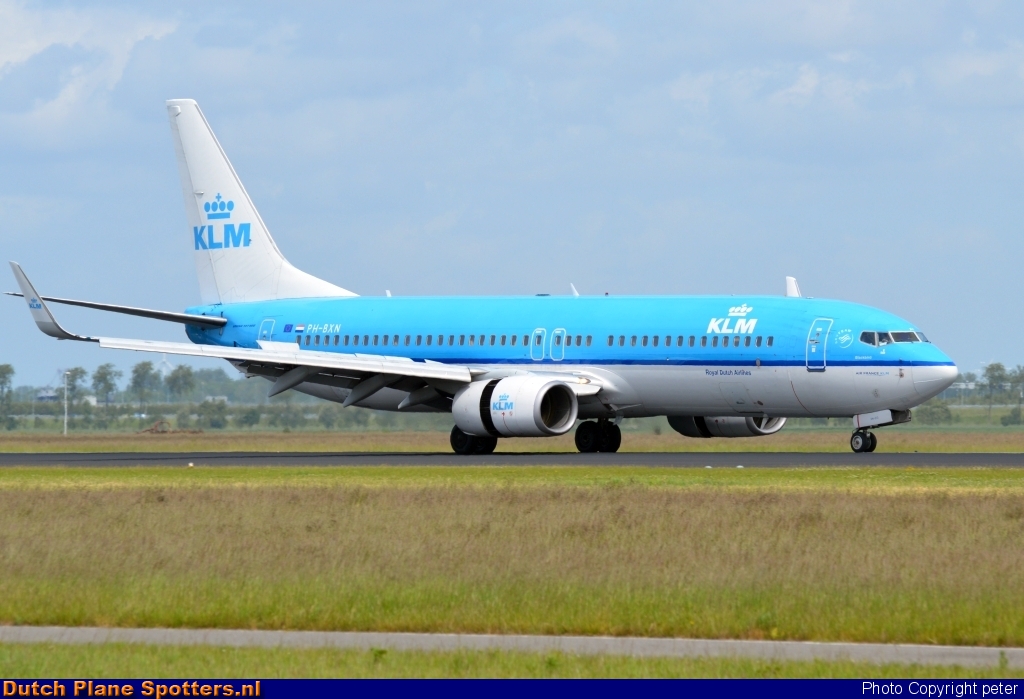 PH-BXN Boeing 737-800 KLM Royal Dutch Airlines by peter
