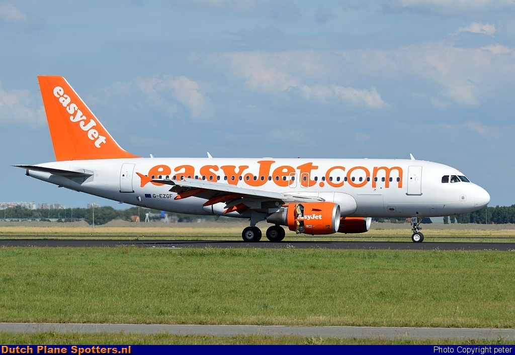 G-EZGF Airbus A319 easyJet by peter