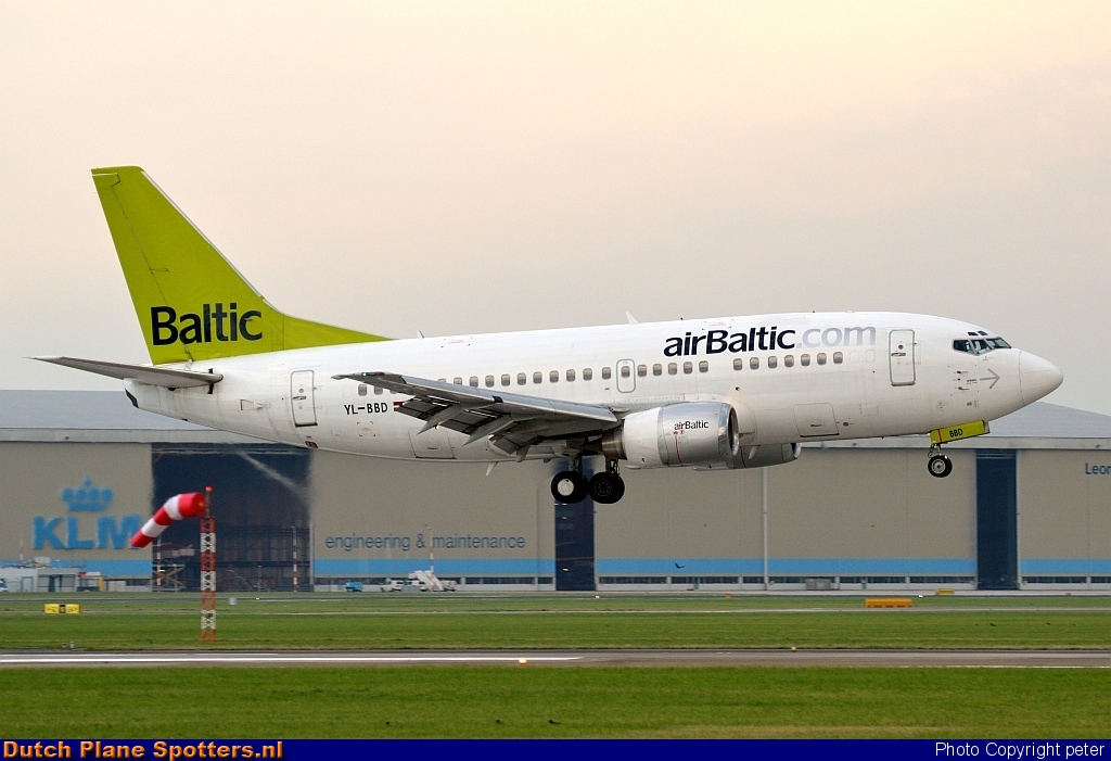 YL-BBD Boeing 737-500 Air Baltic by peter