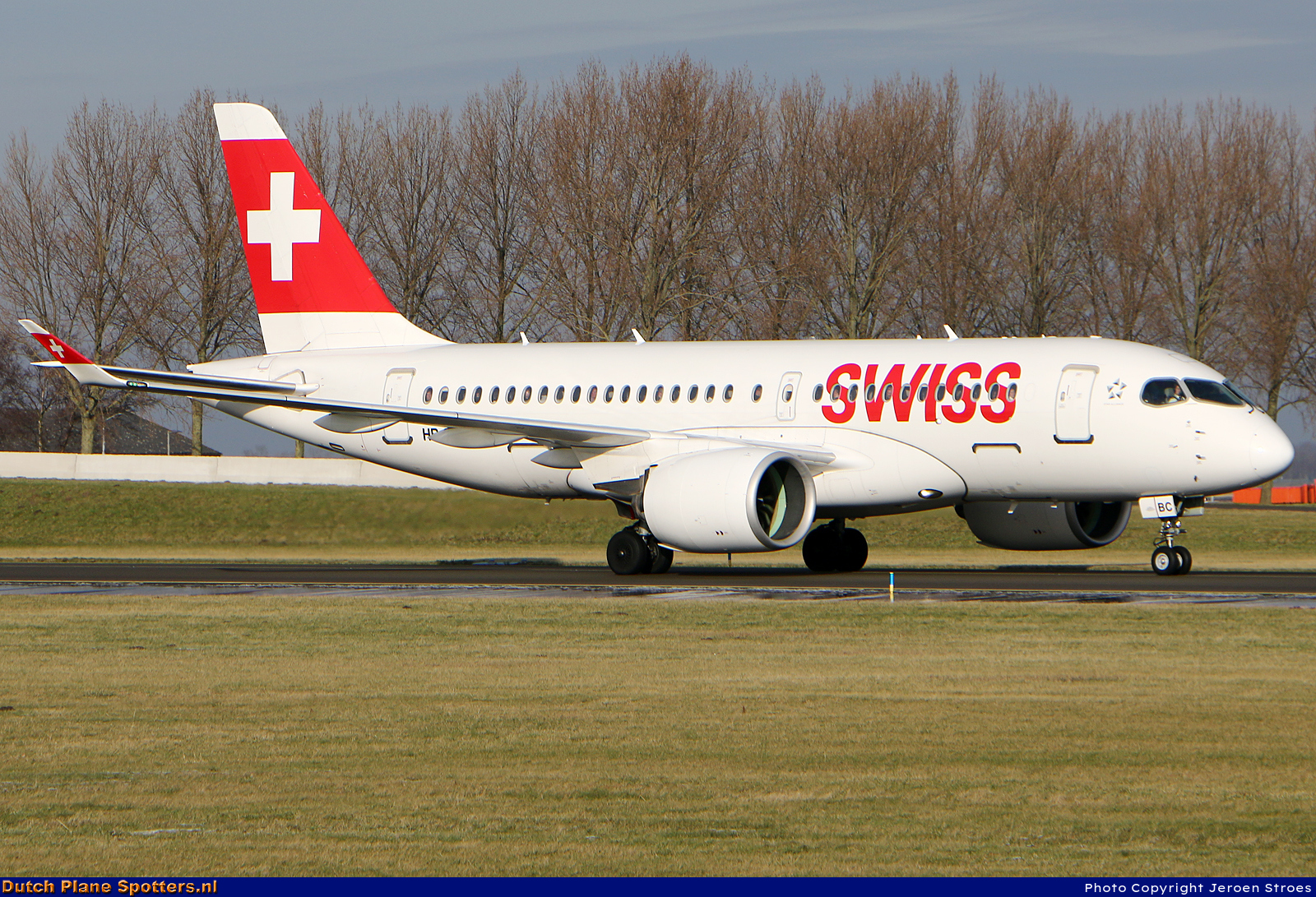 HB-JBC Airbus A220-100 Swiss International Air Lines by Jeroen Stroes