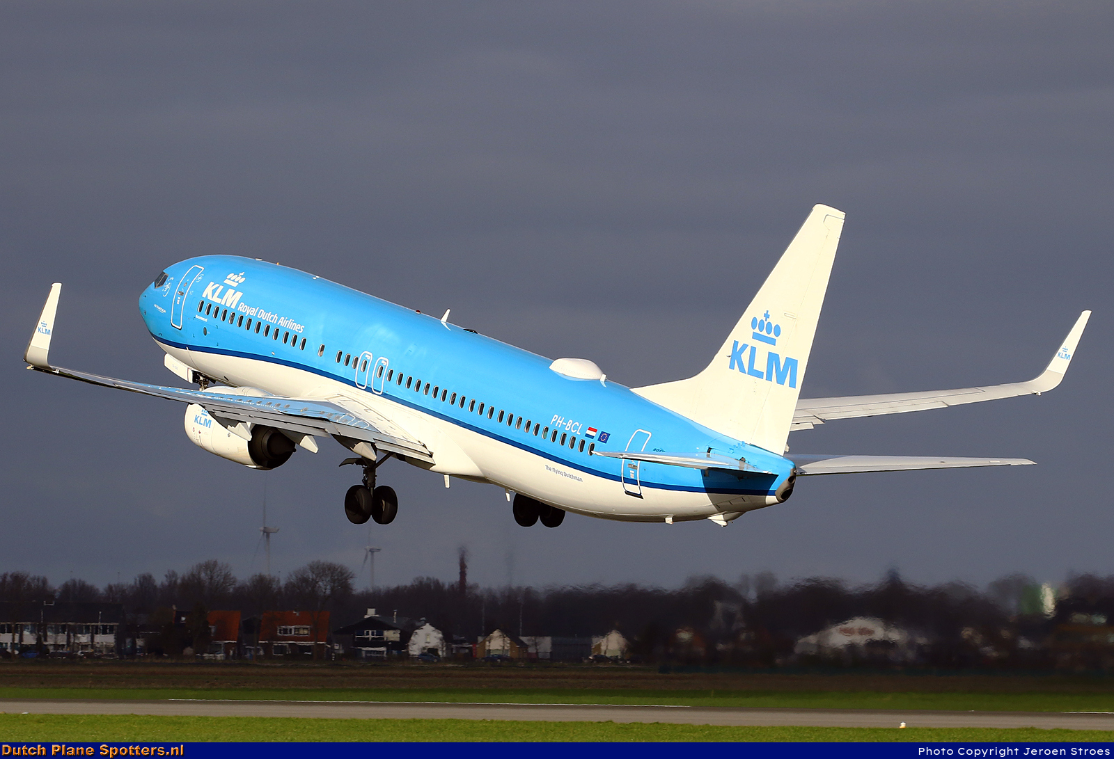 PH-BCL Boeing 737-800 KLM Royal Dutch Airlines by Jeroen Stroes