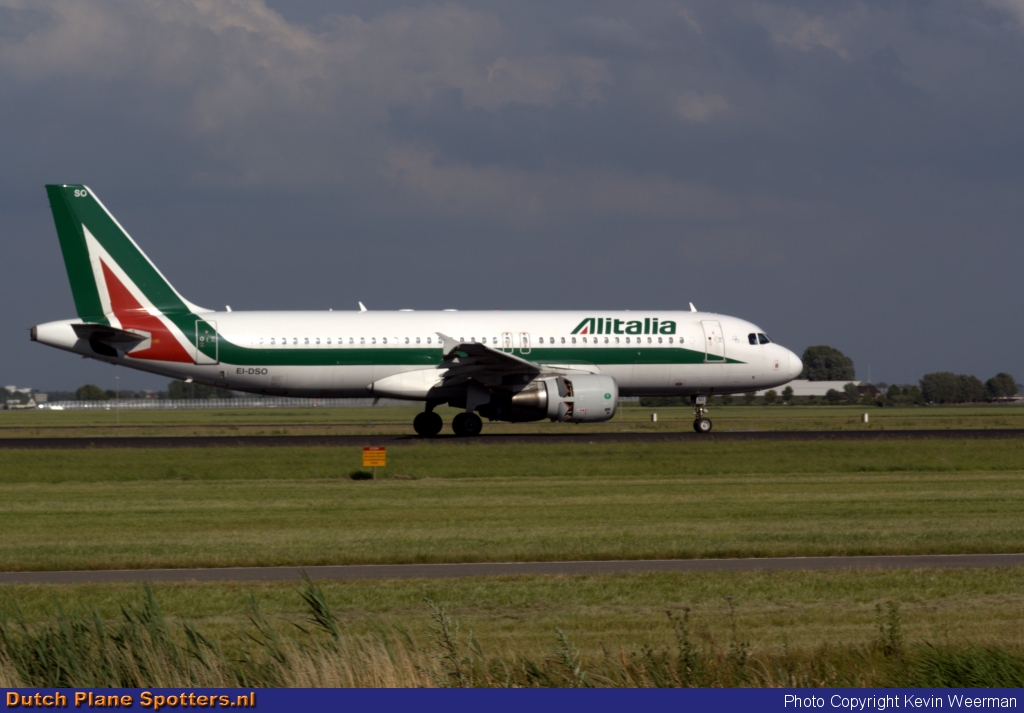 EI-DSO Airbus A320 Alitalia by Kevin Weerman