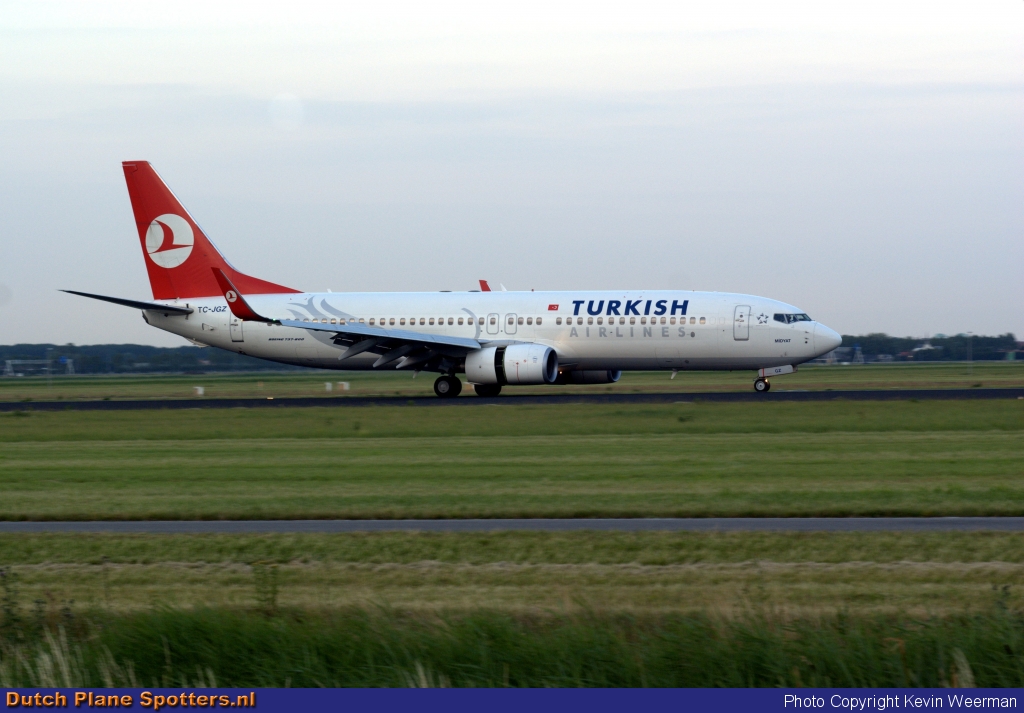 TC-JGZ Boeing 737-800 Turkish Airlines by Kevin Weerman
