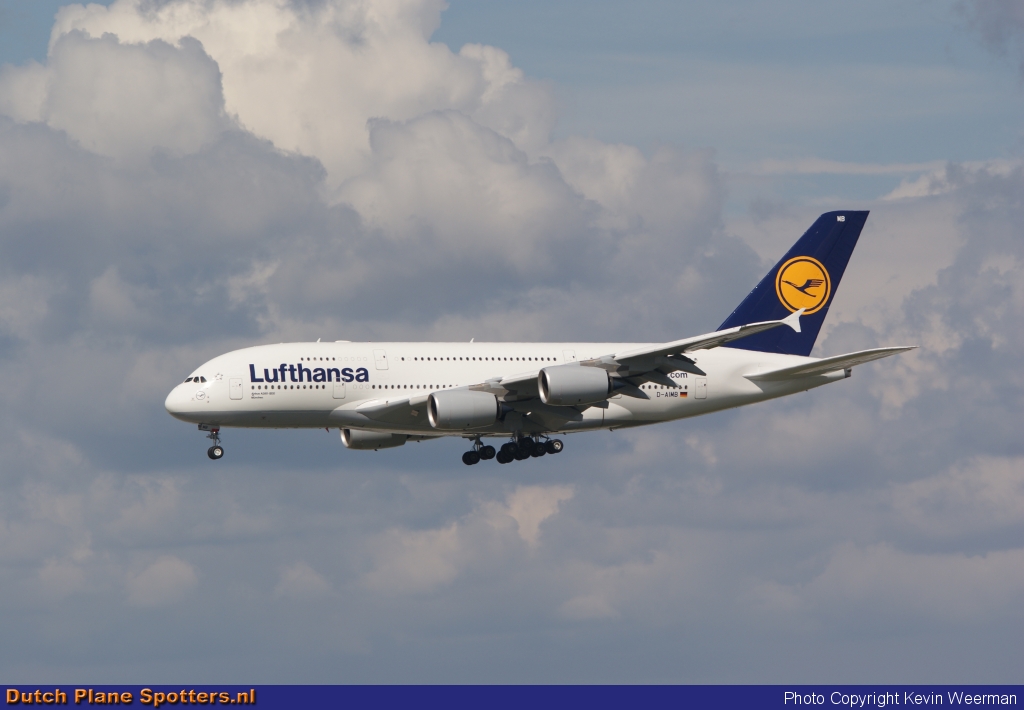 D-AIMB Airbus A380-800 Lufthansa by Kevin Weerman