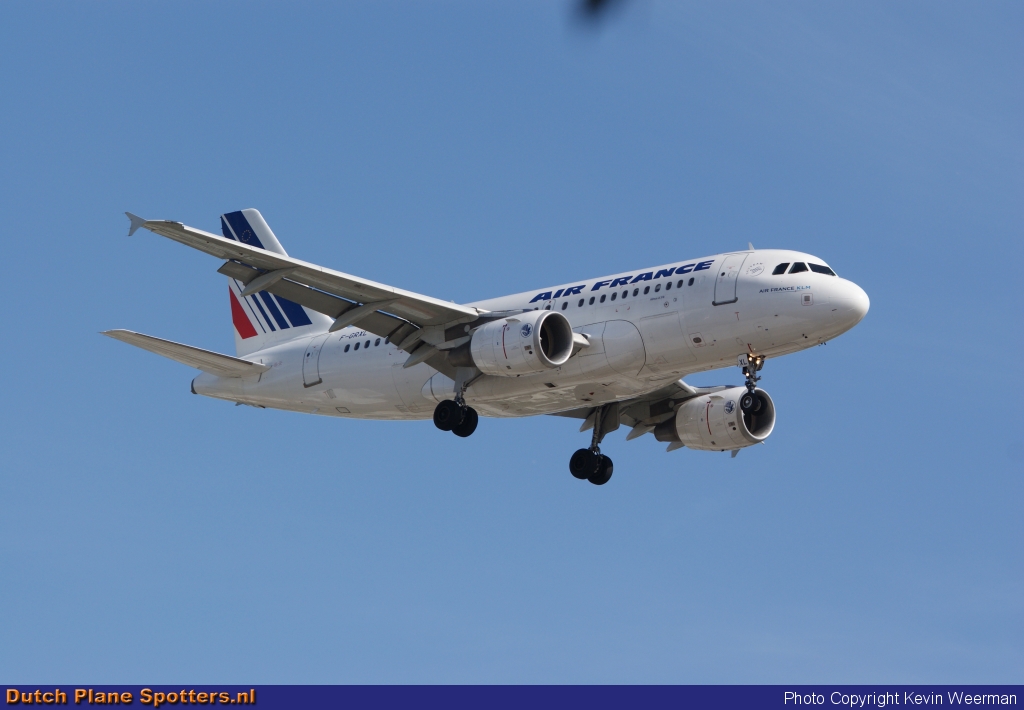 F-GRXL Airbus A319 Air France by Kevin Weerman