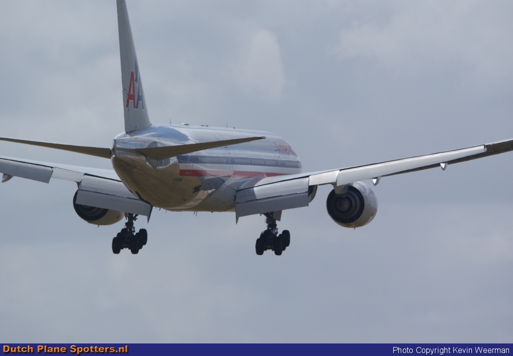 N765AN Boeing 777-200 American Airlines by Kevin Weerman