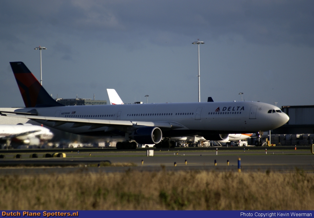 N819NW Airbus A330-300 Delta Airlines by Kevin Weerman