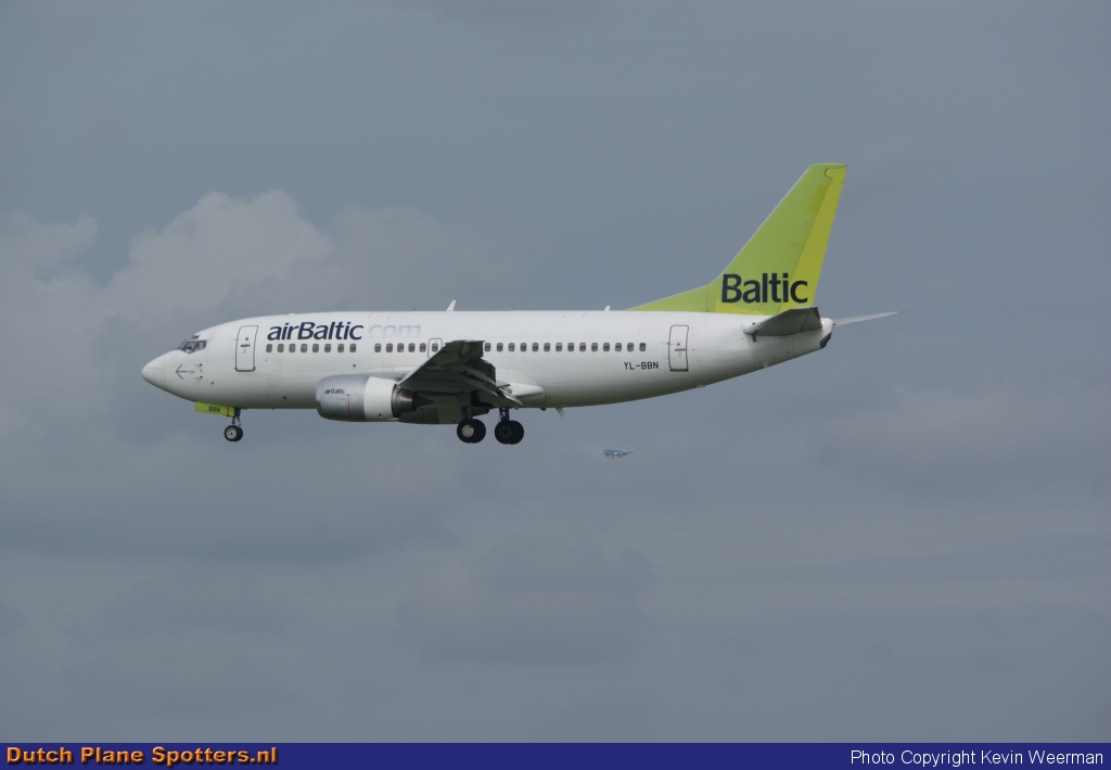 YL-BBN Boeing 737-500 Air Baltic by Kevin Weerman