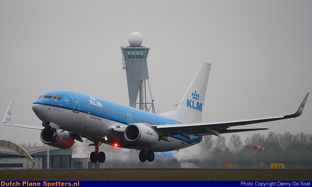 PH-BGU Boeing 737-700 KLM Royal Dutch Airlines by Danny De Soet