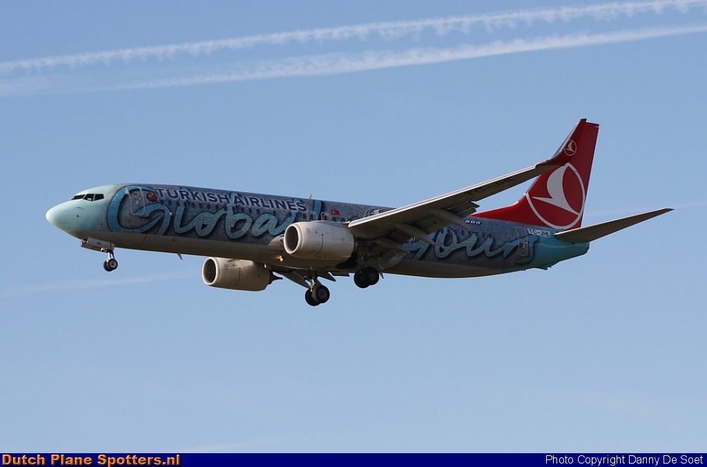TC-JHL Boeing 737-800 Turkish Airlines by Danny De Soet