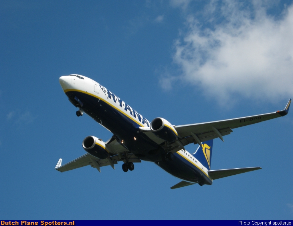 EI-DPB Boeing 737-800 Ryanair by spottertje