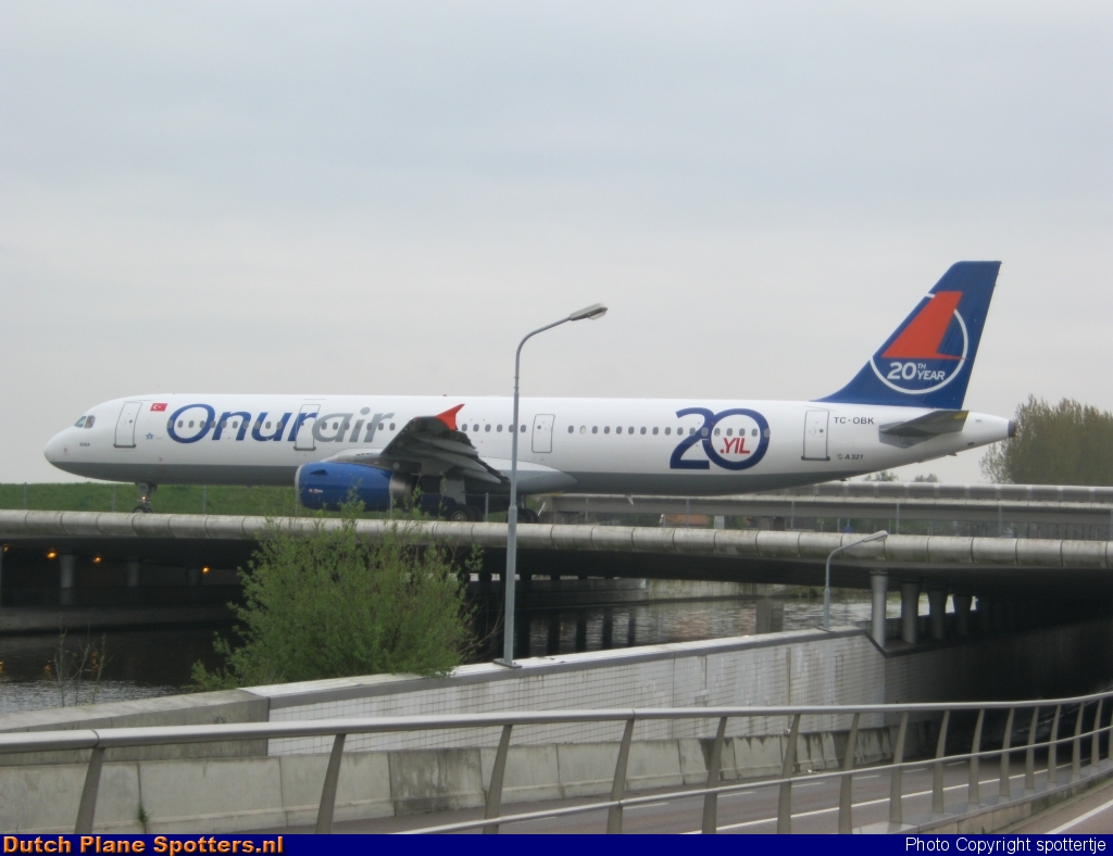 TC-OBK Airbus A321 Onur Air by spottertje