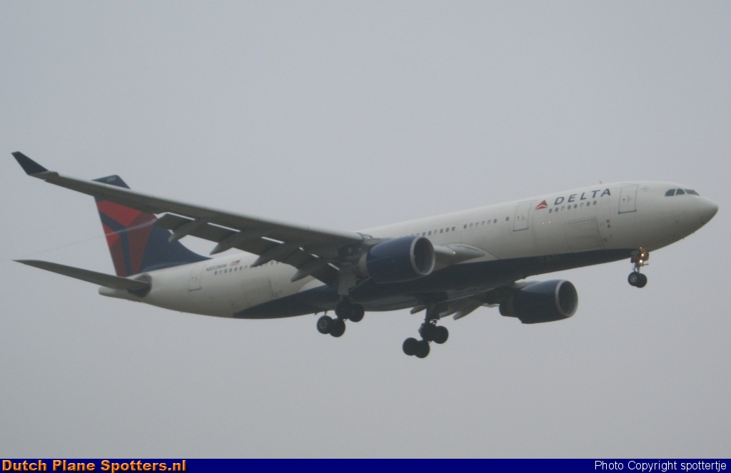 N853NW Airbus A330-200 Delta Airlines by spottertje