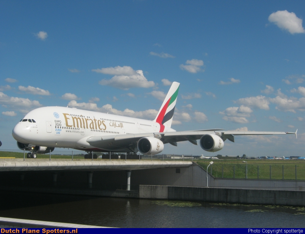 A6-EDV Airbus A380-800 Emirates by spottertje