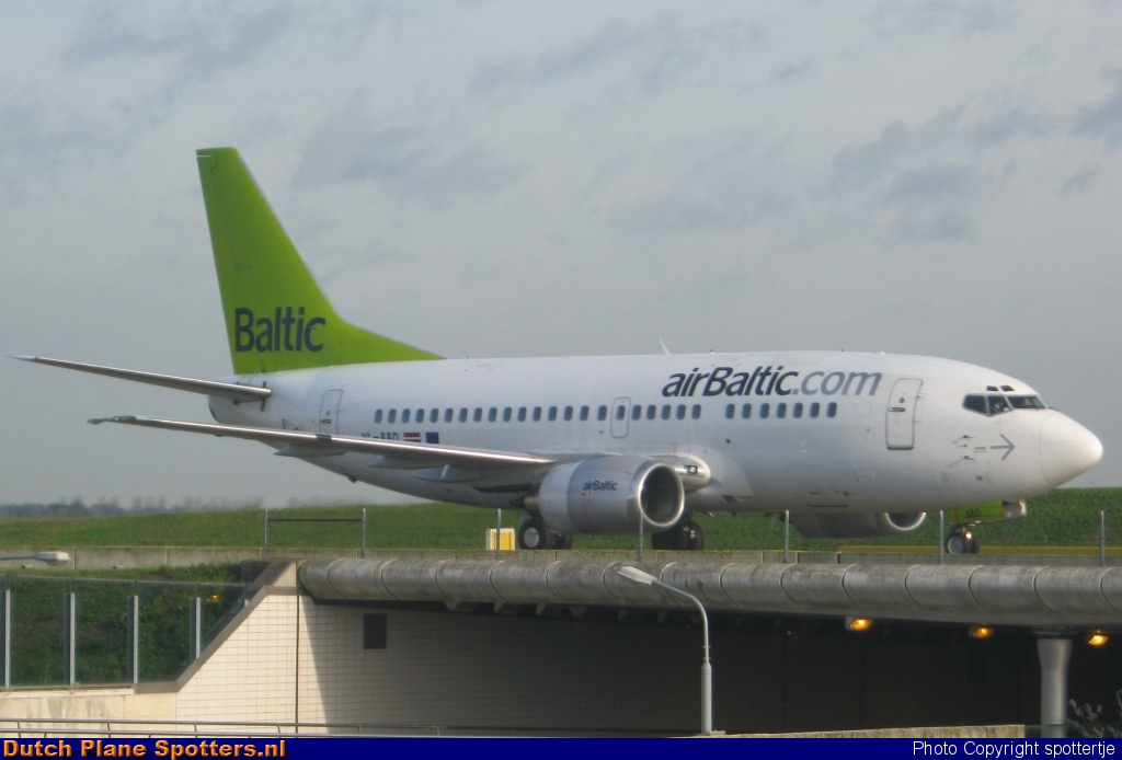 YL-BBD Boeing 737-500 Air Baltic by spottertje