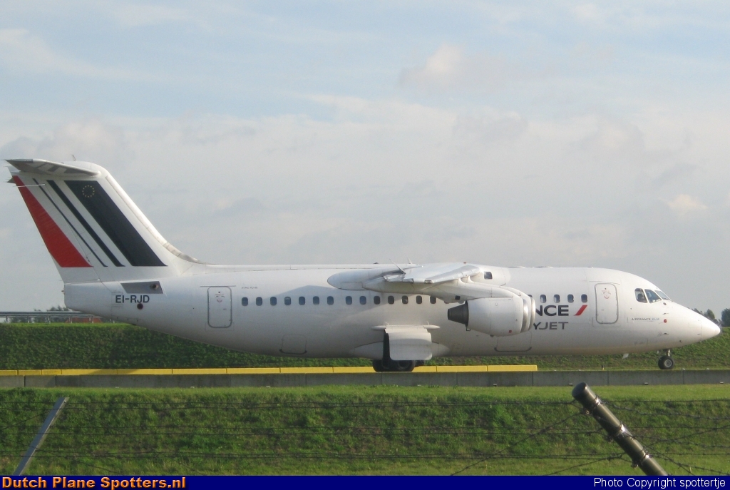 EI-RJD BAe 146 Cityjet (Air France) by spottertje