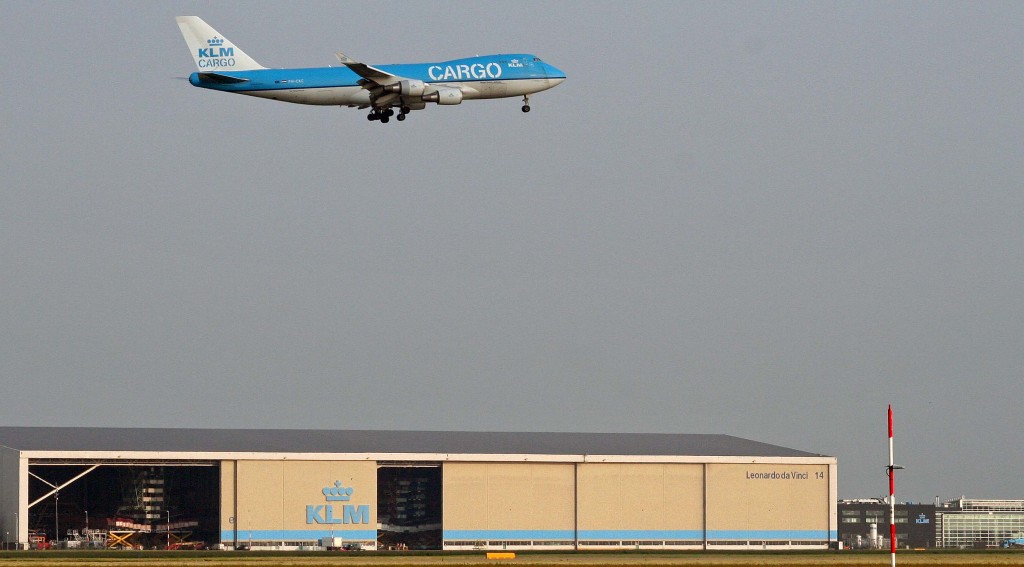 PH-CKC Boeing 747-400 KLM Cargo by sponk