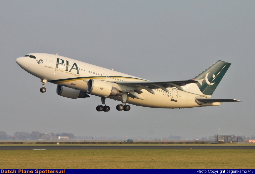 AP-BEC Airbus A310 PIA Pakistan International Airlines by Herman Degenkamp
