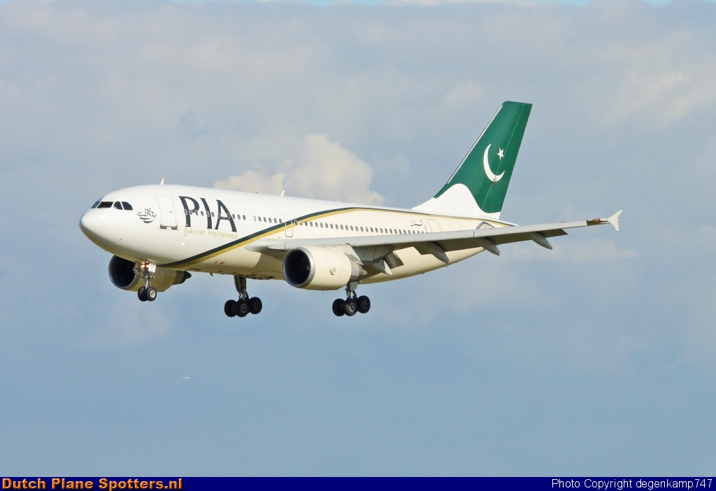 AP-BEQ Airbus A310 PIA Pakistan International Airlines by Herman Degenkamp