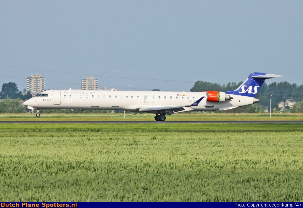 OY-KFE Bombardier Canadair CRJ900 SAS Scandinavian Airlines by Herman Degenkamp