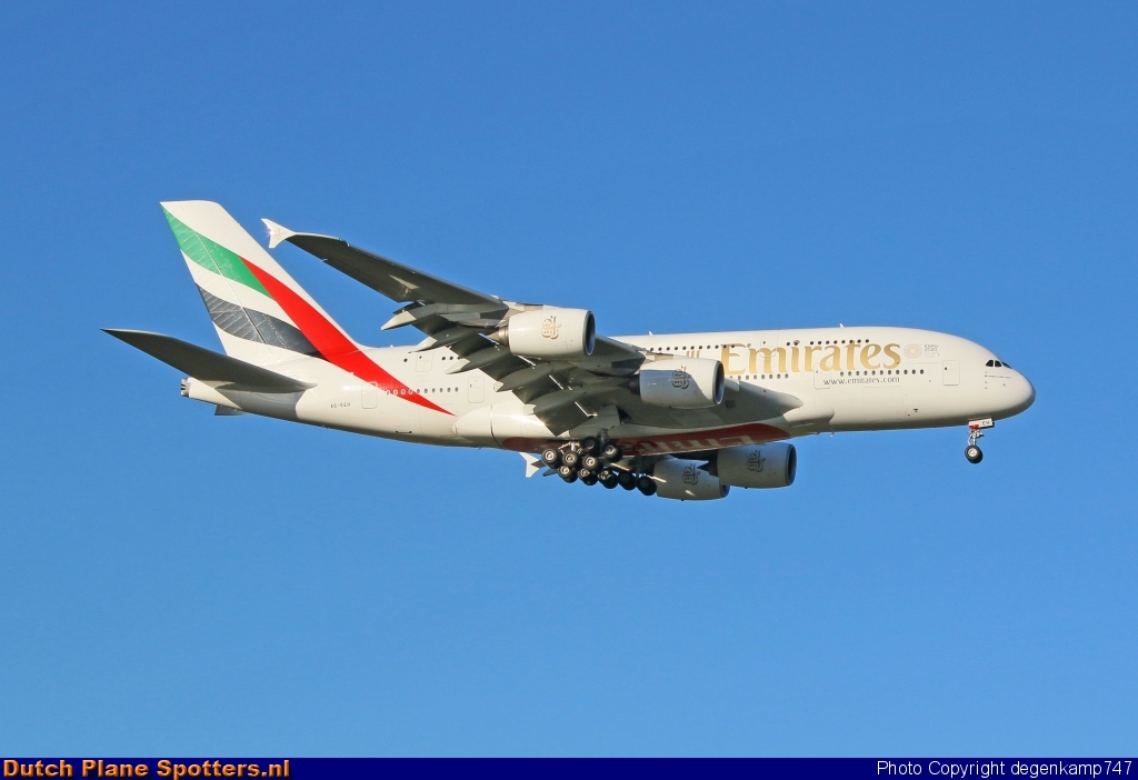 A6-EEH Airbus A380-800 Emirates by Herman Degenkamp