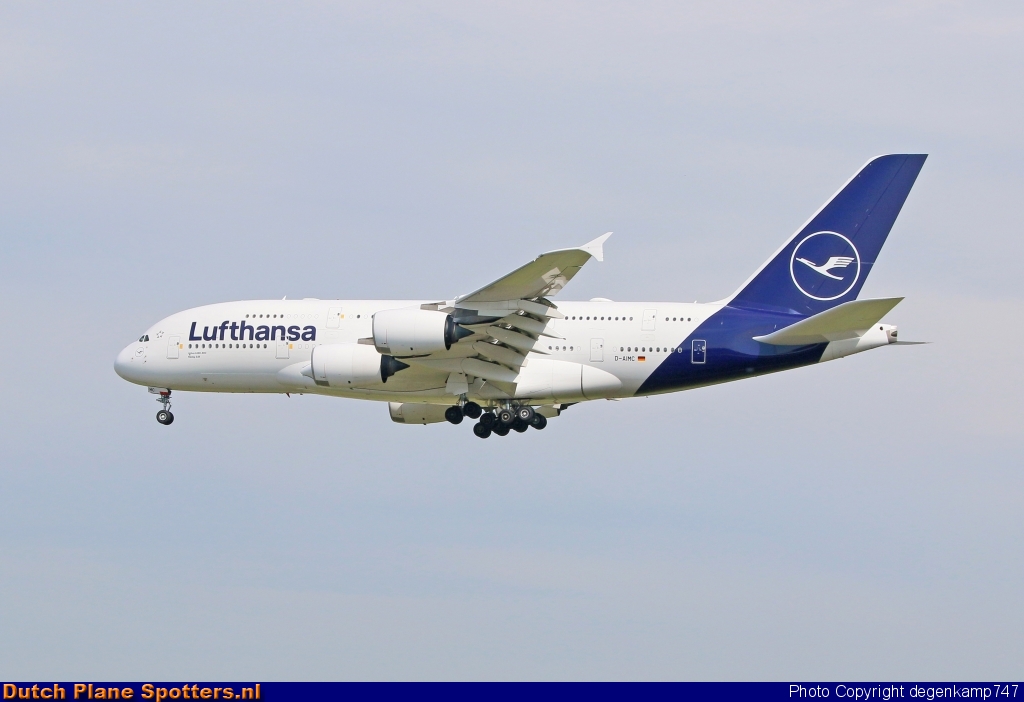 D-AIMC Airbus A380-800 Lufthansa by Herman Degenkamp