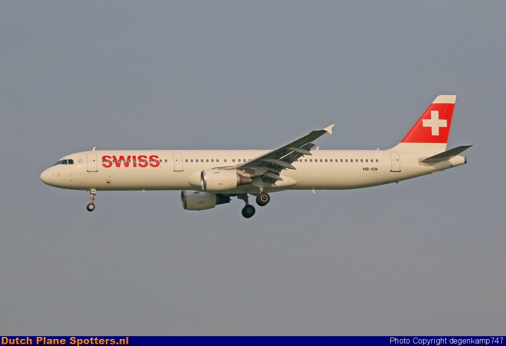 HB-IOK Airbus A321 Swiss International Air Lines by Herman Degenkamp